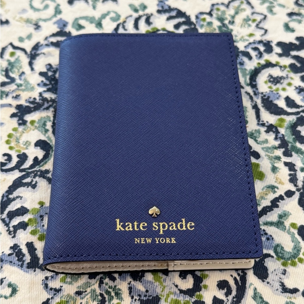 KATE SPADE Passport Holder NWT! Rare Blue Leather! FANTASTIC GIFT! - Picture 5 of 16
